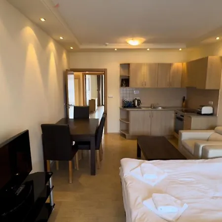 Cosy & Stylish With Free Spa & Pool Банско
